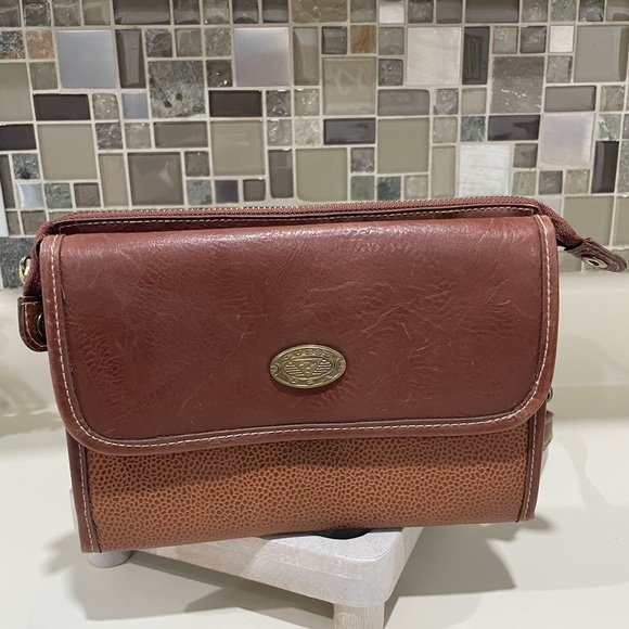 Vintage Guess Brown Leather Toiletry Bag - Picture 1 of 12